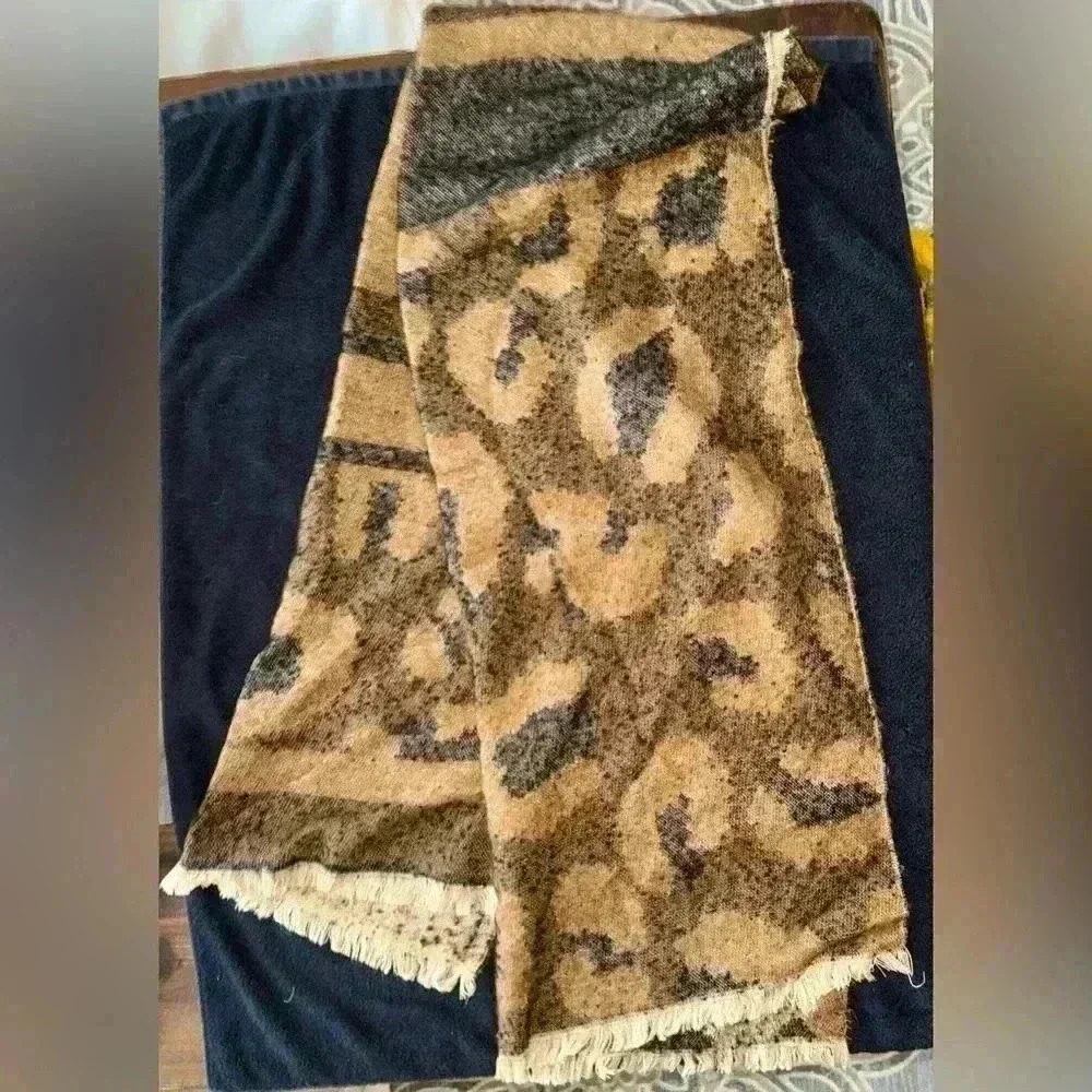 Zara wool Wrap/Scarf